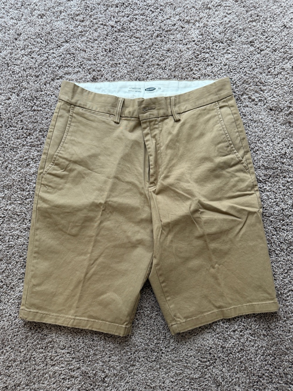 Old Navy Men's Tan Chino Shorts